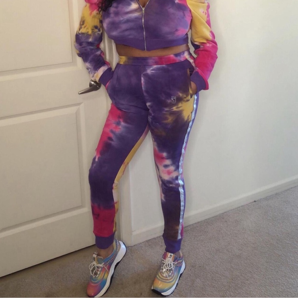 COPY - Shane Justin 2 pct set and sneakers